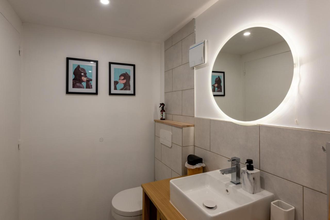 Au 9Eme Art Apartment La Rochefoucauld Ngoại thất bức ảnh